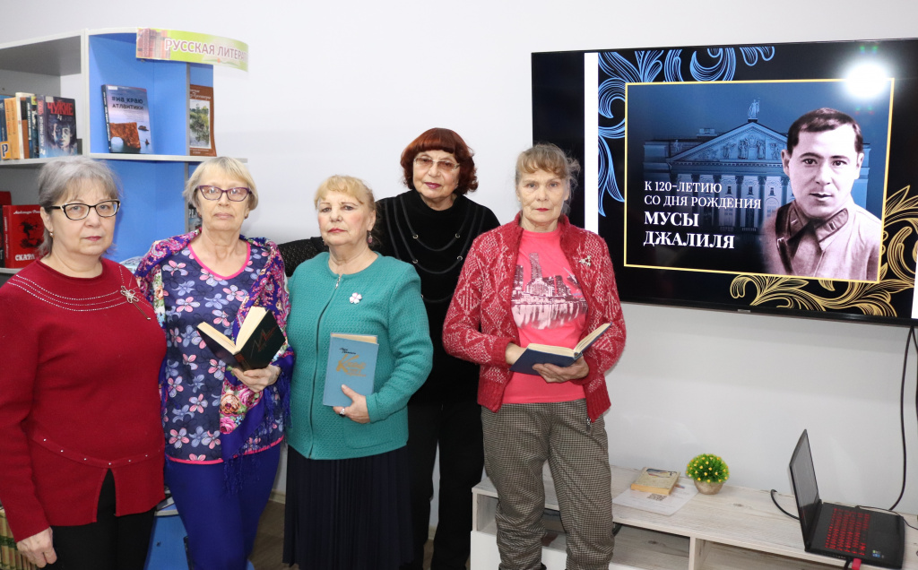 литературный кадр.JPG