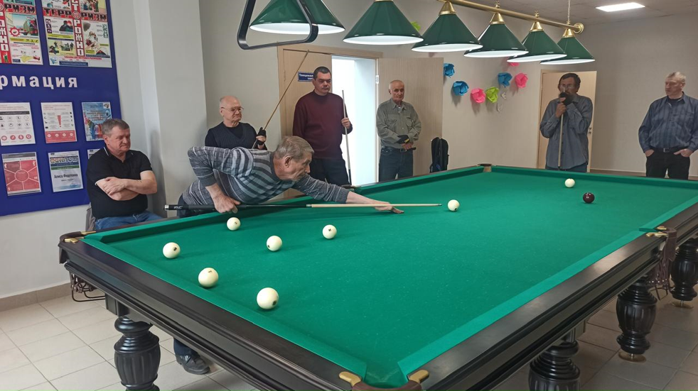 «Движение с шаром».png