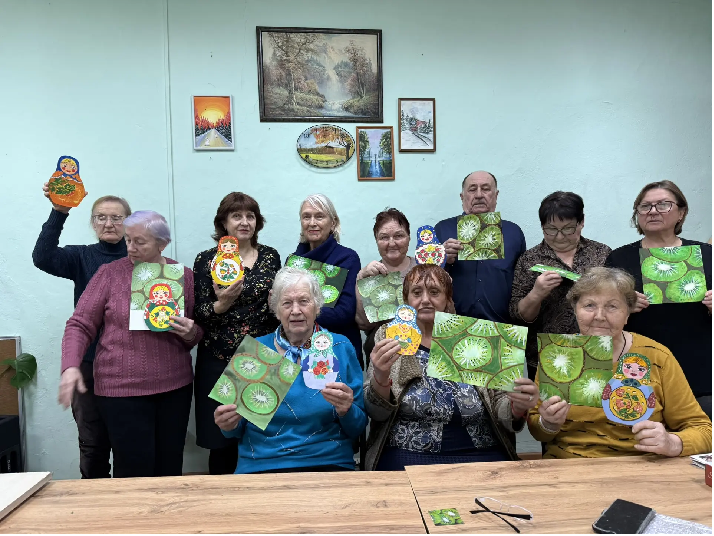 Клуб по интересам «Палитра».png Клуб по интересам «Палитра».png