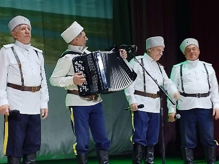 «Бравые казаки».jpg