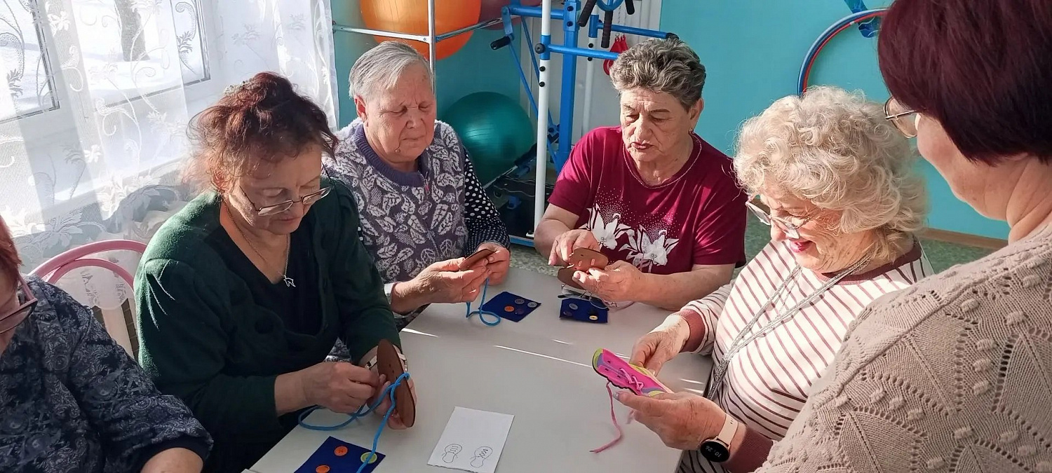 Амурские долголеты окунулись «В океан студенческой жизни»