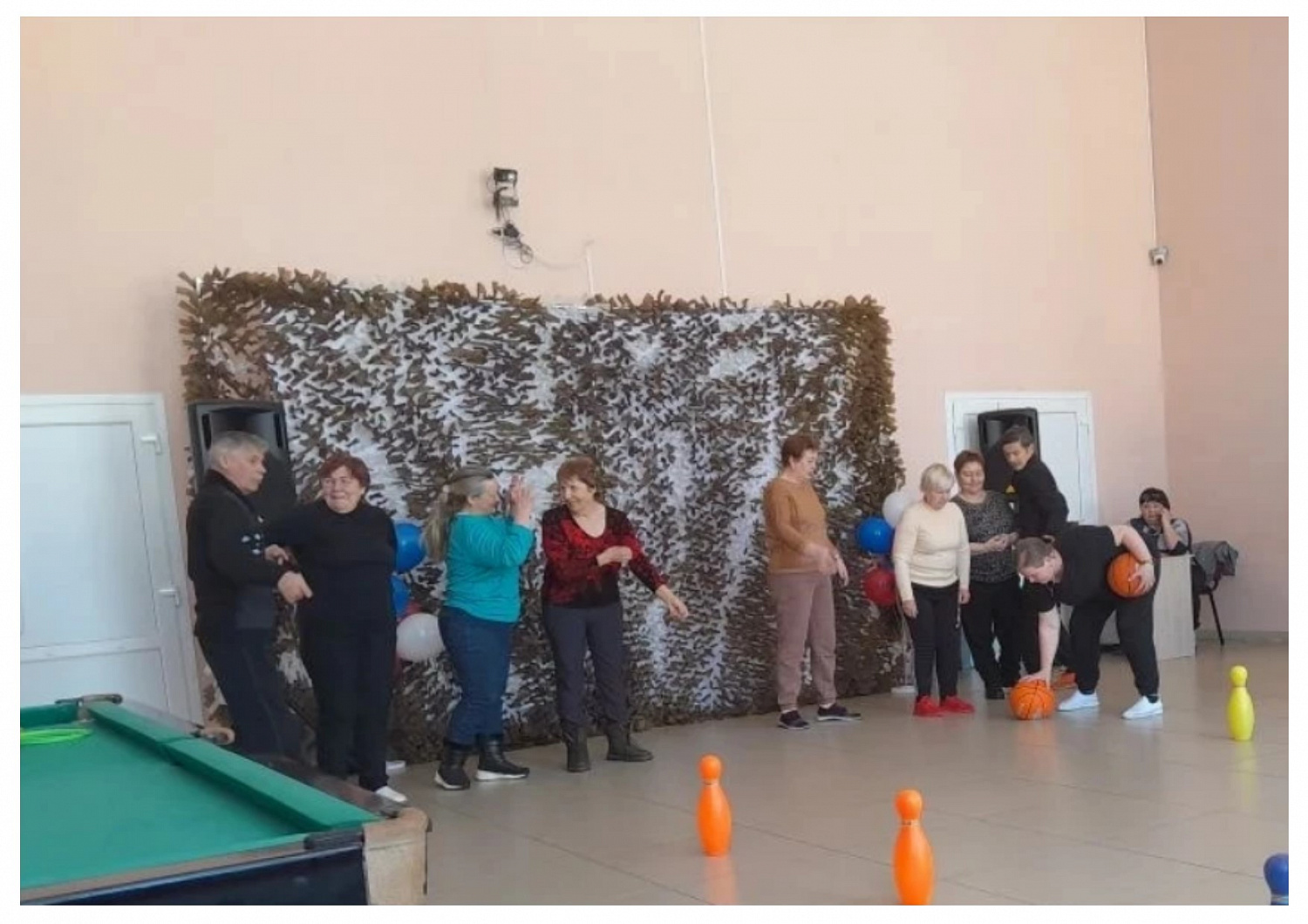 Веселые старты объединили долголетов Константиноградовки