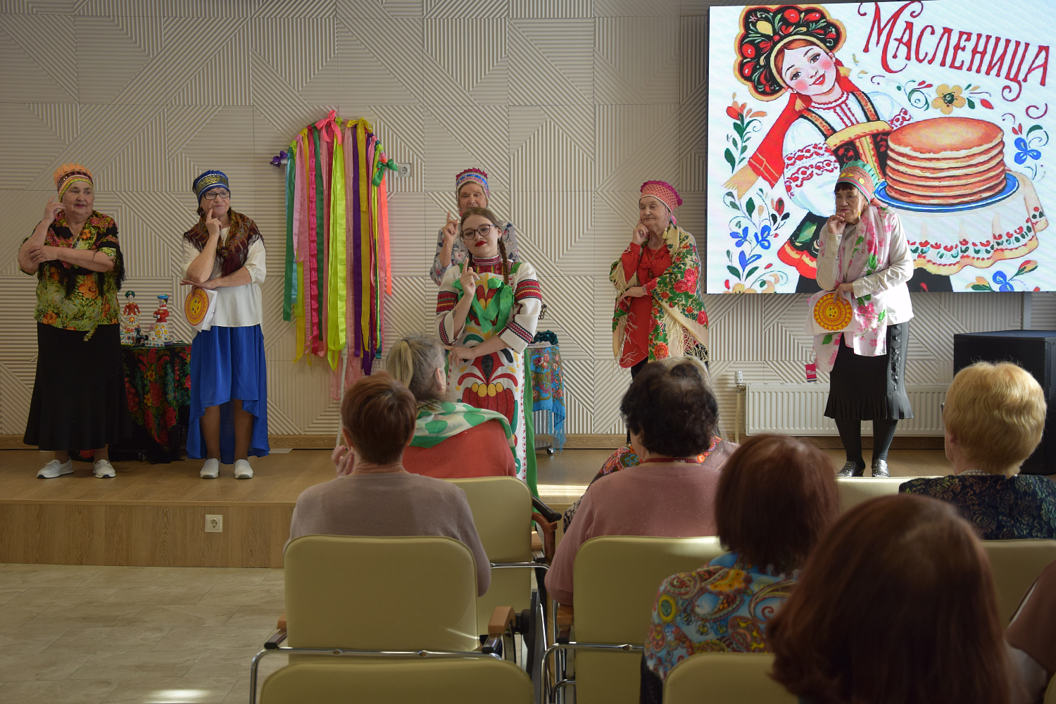 Амурские долголеты широко отпраздновали Масленицу