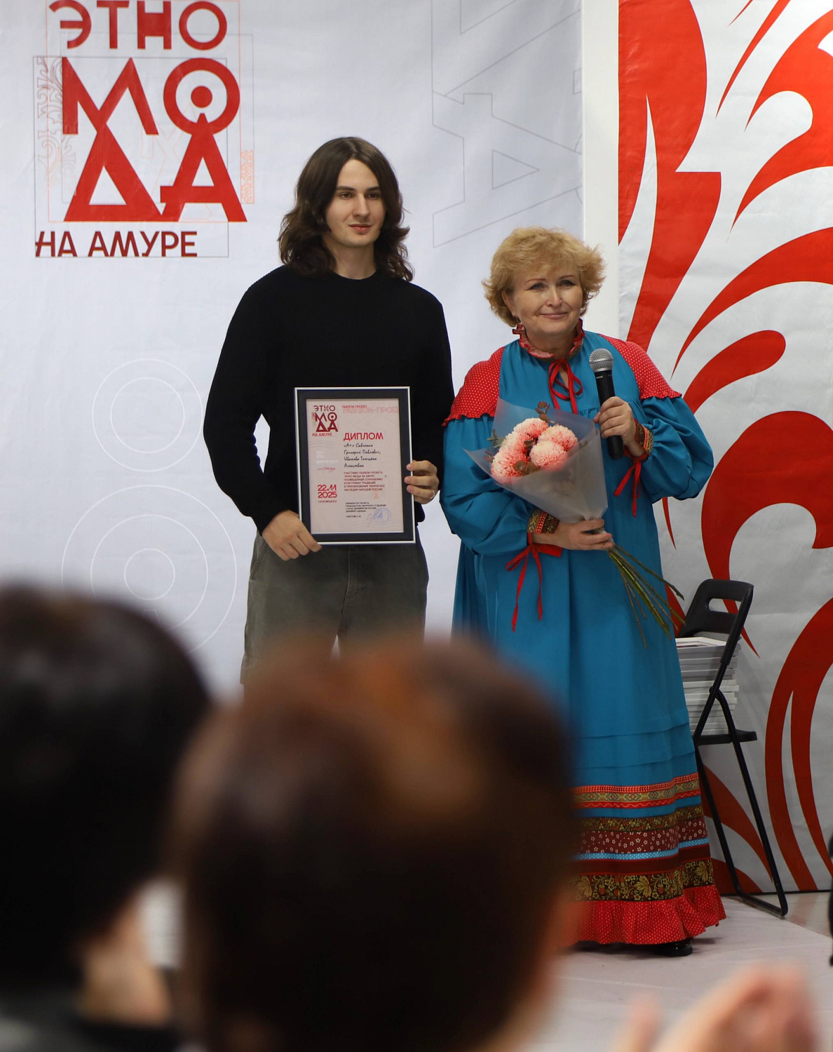 Амурские долголеты приняли участие в Fashion-проекте «ЭТНО-МОДА на Амуре»