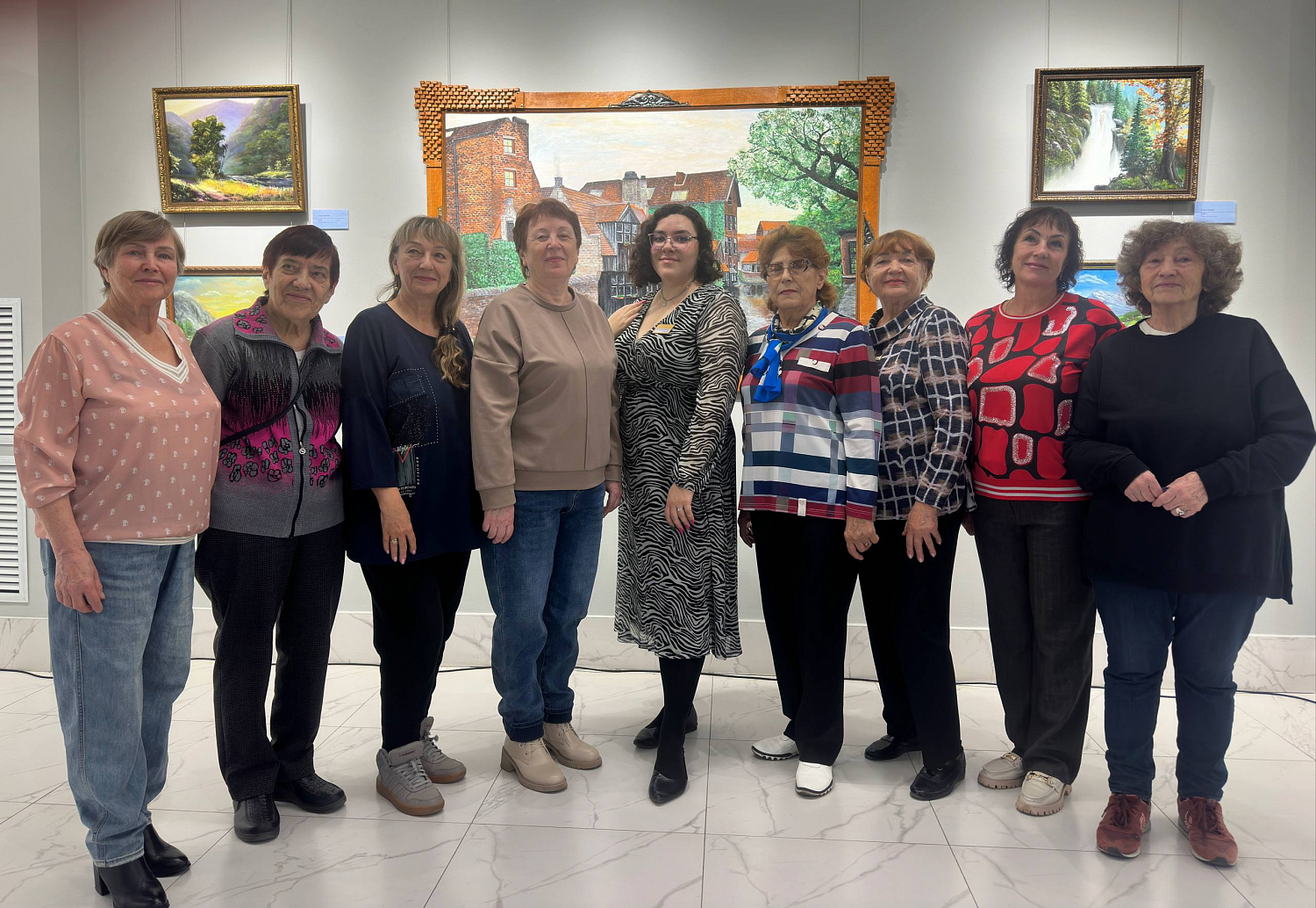 Амурские долголеты прикоснулись к «Душе природы и ремесла»